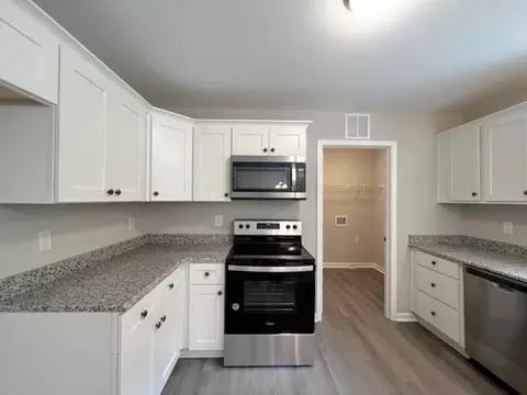 676 Bear Rd, Benson, NC 27504 photo 11