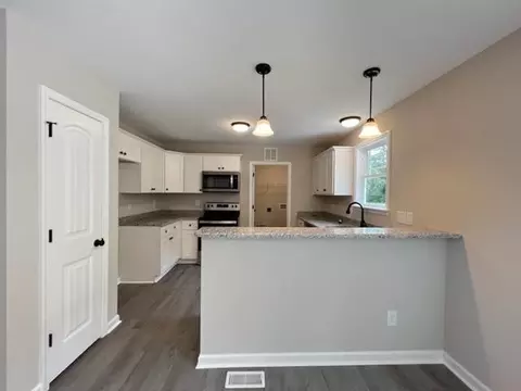 676 Bear Rd, Benson, NC 27504 photo 10