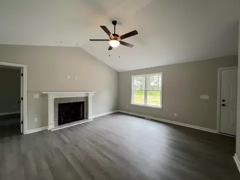 676 Bear Rd, Benson, NC 27504 photo 6