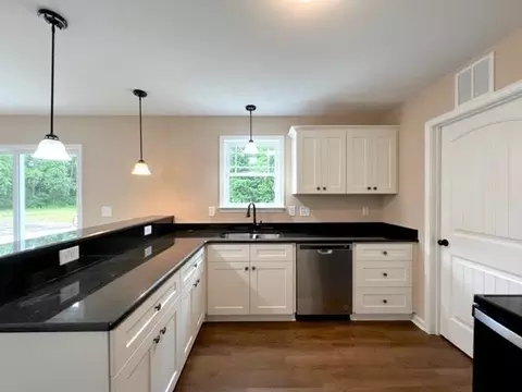690 Bear Rd, Benson, NC 27504 photo 12