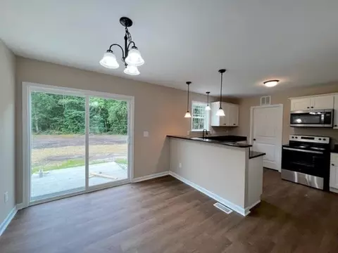 690 Bear Rd, Benson, NC 27504 photo 8