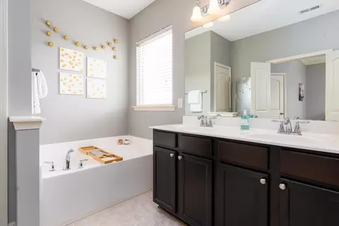 827 Ember Dr, Durham, NC 27703 photo 15