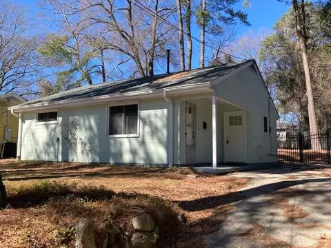 1421 Berkeley St, Durham, NC 27705 photo 1
