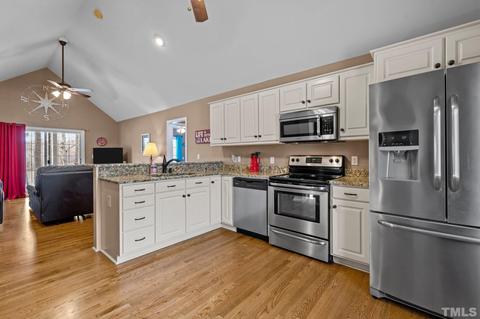 236 Robin Rd, Semora, NC 27343 photo 5