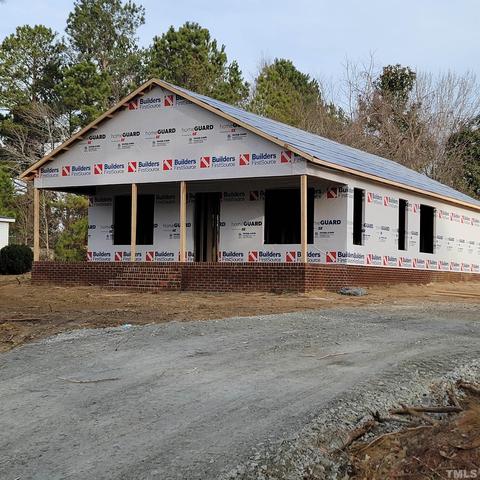 202 W N St, Erwin, NC 28339 photo 1