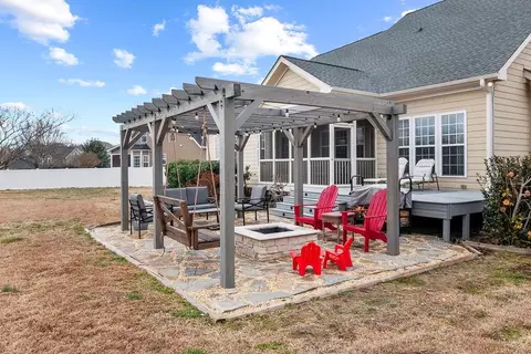 1609 Almora Ct, Willow Spring, NC 27592 photo 6
