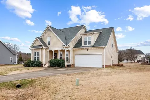 1609 Almora Ct, Willow Spring, NC 27592 photo 2
