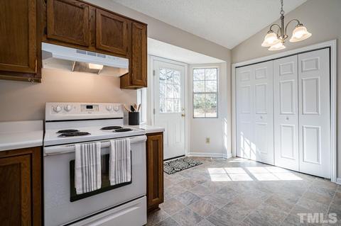 616 E Jones Ave, Wake Forest, NC 27587 photo 9