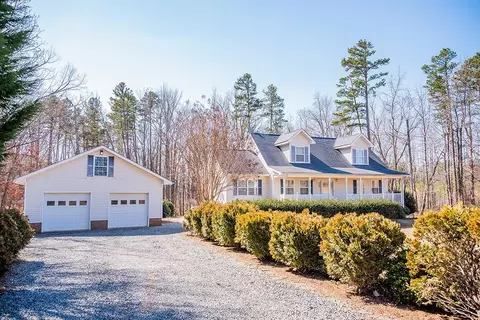 64 Franklin Rd, Semora, NC 27343 photo 3