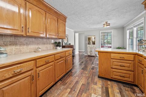 149 Huckleberry Ln, Erwin, NC 28339 photo 8