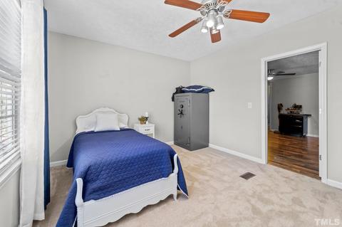 149 Huckleberry Ln, Erwin, NC 28339 photo 20