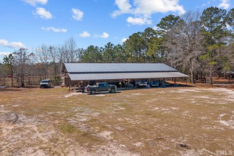 149 Huckleberry Ln, Erwin, NC 28339 photo 41