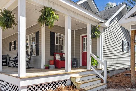 149 Huckleberry Ln, Erwin, NC 28339 photo 6