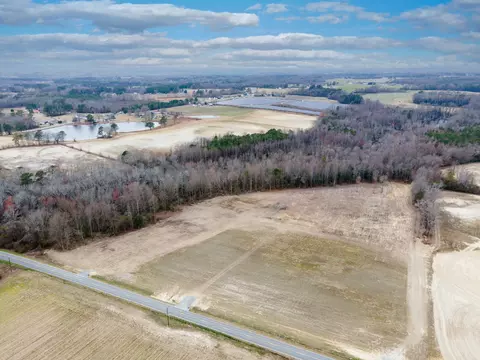 2000 Denning Rd, Benson, NC 27504 photo 2