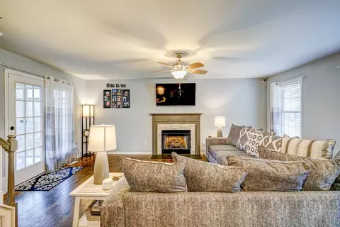 9 Sandhurst Ct, Durham, NC 27712 photo 3
