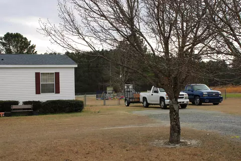 131 Jon Dr, Smithfield, NC 27577 photo 5