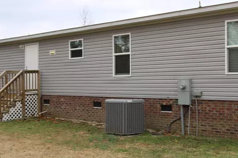 140 Jon Dr, Smithfield, NC 27577 photo 5