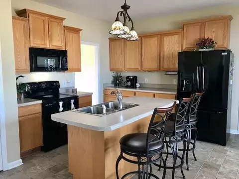 2420 Mount Pleasant Rd, Willow Spring, NC 27592 photo 2