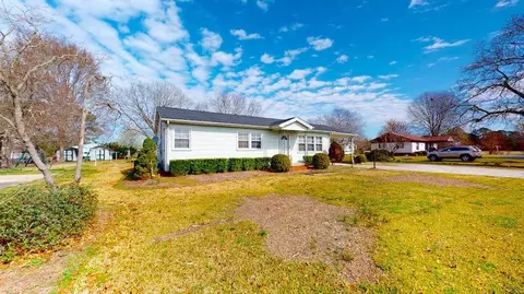 2827 Buffalo Rd, Smithfield, NC 27577 photo 2