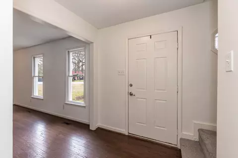 515 E Hammond St, Durham, NC 27704 photo 3
