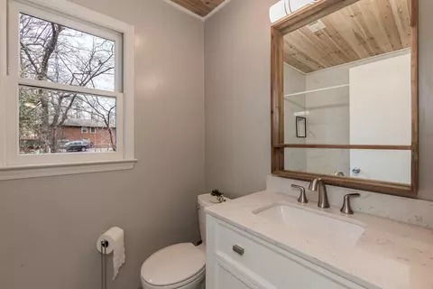 515 E Hammond St, Durham, NC 27704 photo 16