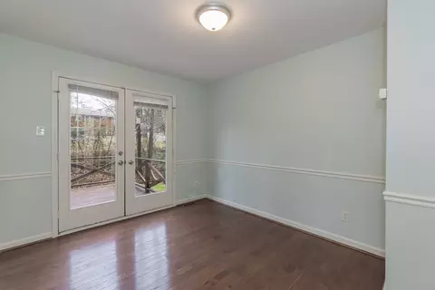515 E Hammond St, Durham, NC 27704 photo 6