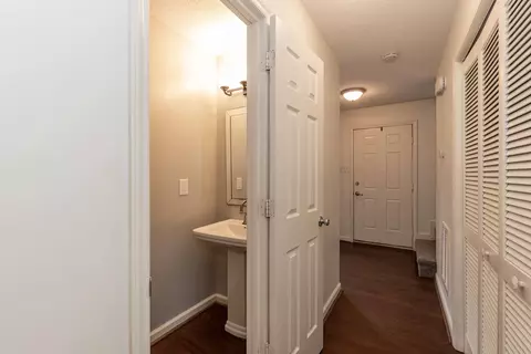 515 E Hammond St, Durham, NC 27704 photo 11