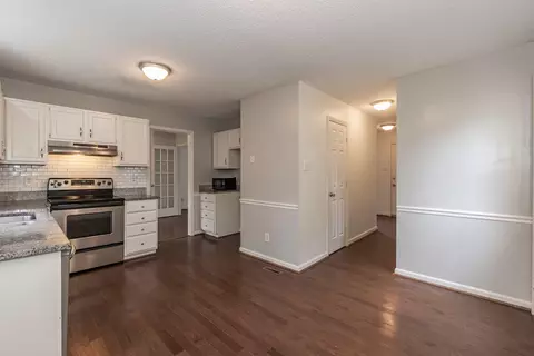 515 E Hammond St, Durham, NC 27704 photo 10