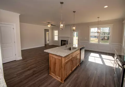 14 Boulder River Trl, Benson, NC 27504 photo 8
