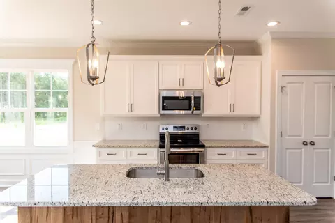 14 Boulder River Trl, Benson, NC 27504 photo 6
