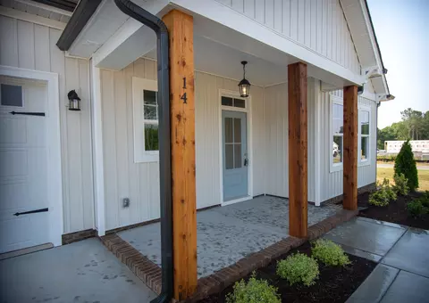 14 Boulder River Trl, Benson, NC 27504 photo 3