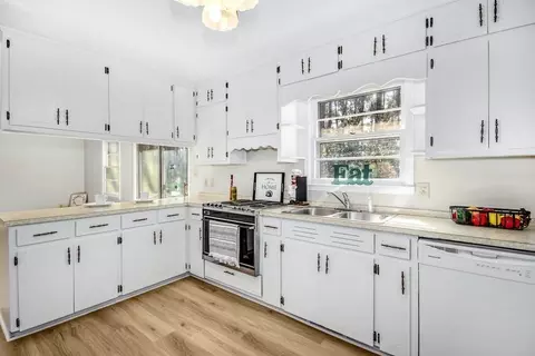 548 Sullivan Rd, Selma, NC 27576 photo 11