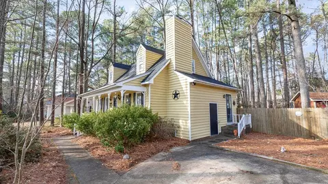 302 Whithorne Dr, Garner, NC 27529 photo 4