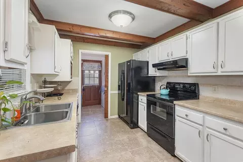 302 Whithorne Dr, Garner, NC 27529 photo 12