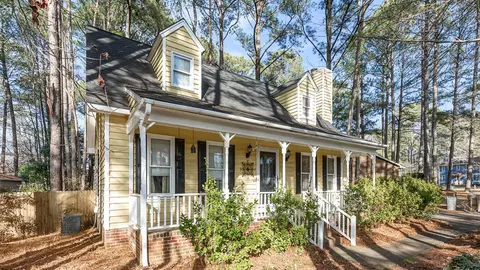 302 Whithorne Dr, Garner, NC 27529 photo 2