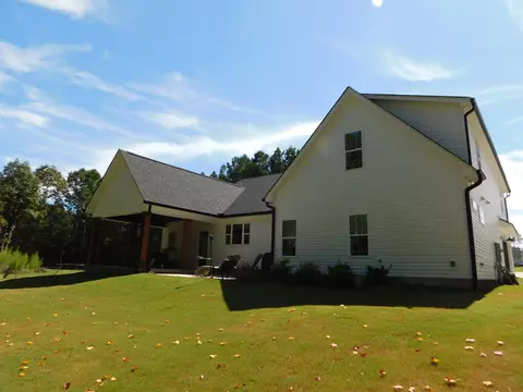 162 Flora Dr, Benson, NC 27504 photo 8