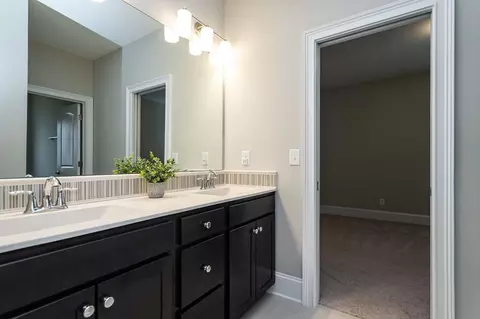 1018 Red Rock Dr, Durham, NC 27703 photo 32