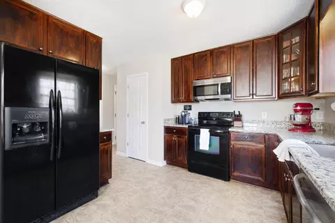 8925 Deep Well Dr, Willow Spring, NC 27592 photo 3