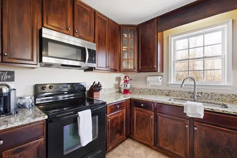 8925 Deep Well Dr, Willow Spring, NC 27592 photo 15