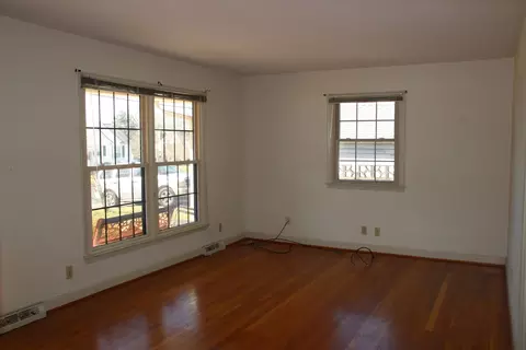 307 Hugo St, Durham, NC 27704 photo 3