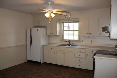 307 Hugo St, Durham, NC 27704 photo 6