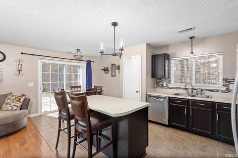 21 Olivene Dr, Durham, NC 27703 photo 9