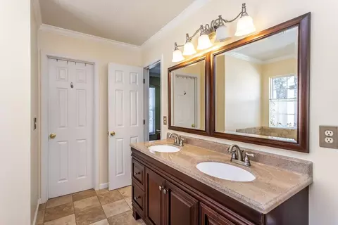 2817 Skybrook Ln, Durham, NC 27703 photo 17