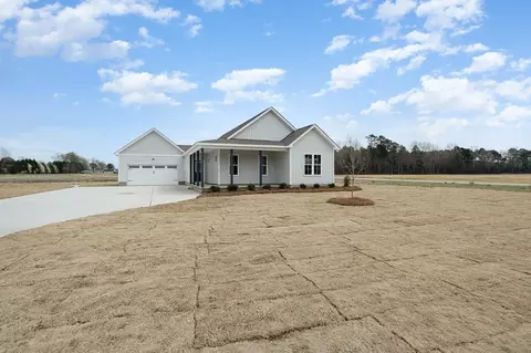 424 Davis Mill Rd, Selma, NC 27576 photo 1