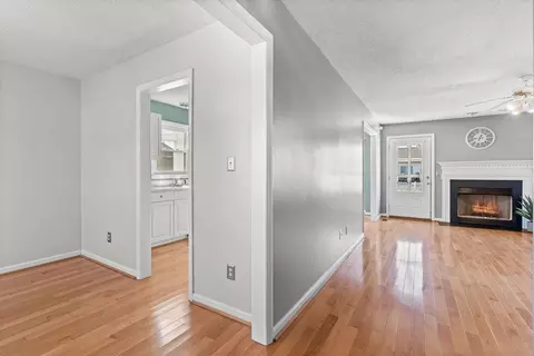709 Maple Ave, Dunn, NC 28334 photo 5