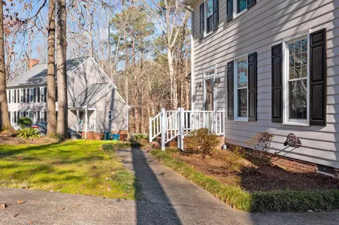 6 Fallen Oak Ct, Durham, NC 27713 photo 6