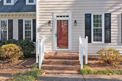 6 Fallen Oak Ct, Durham, NC 27713 photo 8