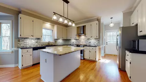 6 Fallen Oak Ct, Durham, NC 27713 photo 13