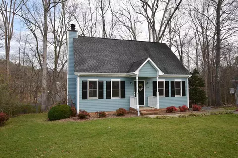 3804 Zenith Pl, Durham, NC 27705 photo 2