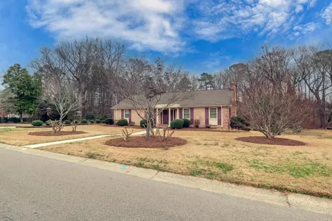 105 Longview Dr, Smithfield, NC 27577 photo 2